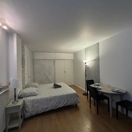 Appartement Des Champs Elysees Paříž Exteriér fotografie
